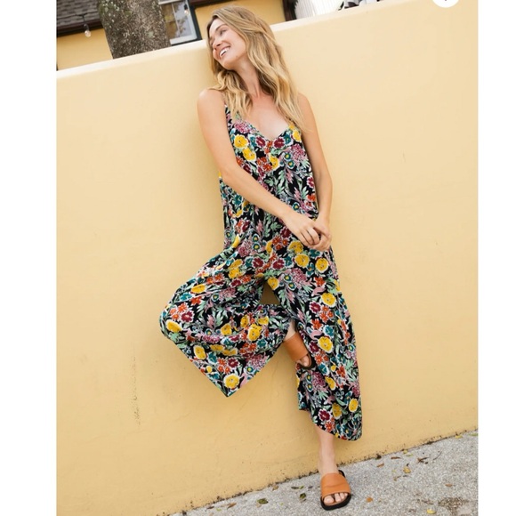NATURAL LIFE Floral Jumpsuit - Multicolor - Picture 3 of 11